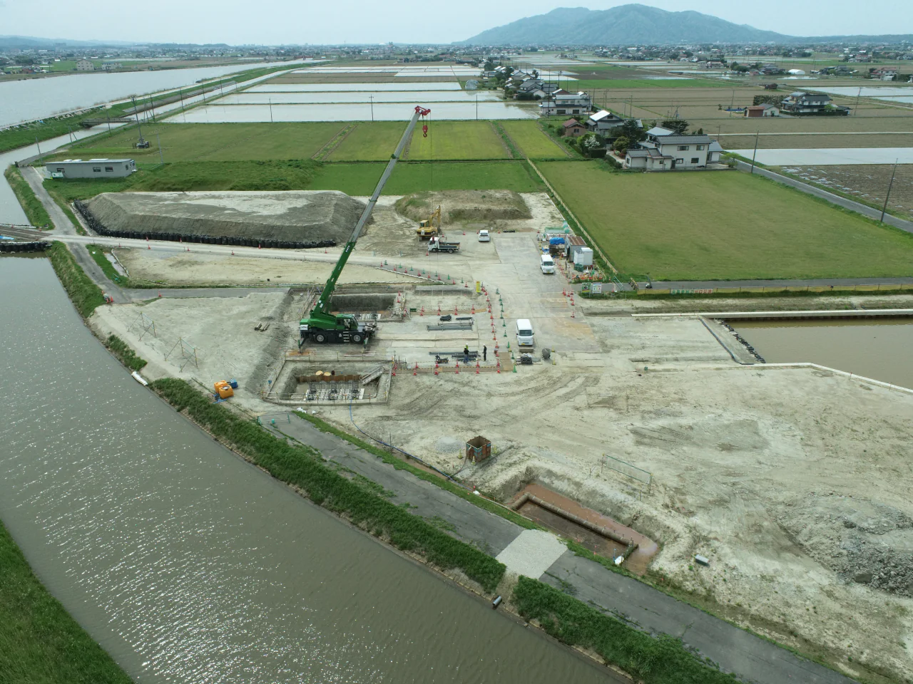 令和6年度 水利施設等保全高度化事業湖岸北地区 橋梁工事