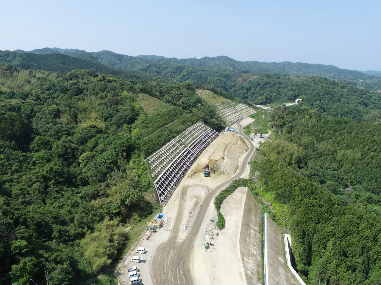 令和3年度湖陵多伎道路二部地区法面工事