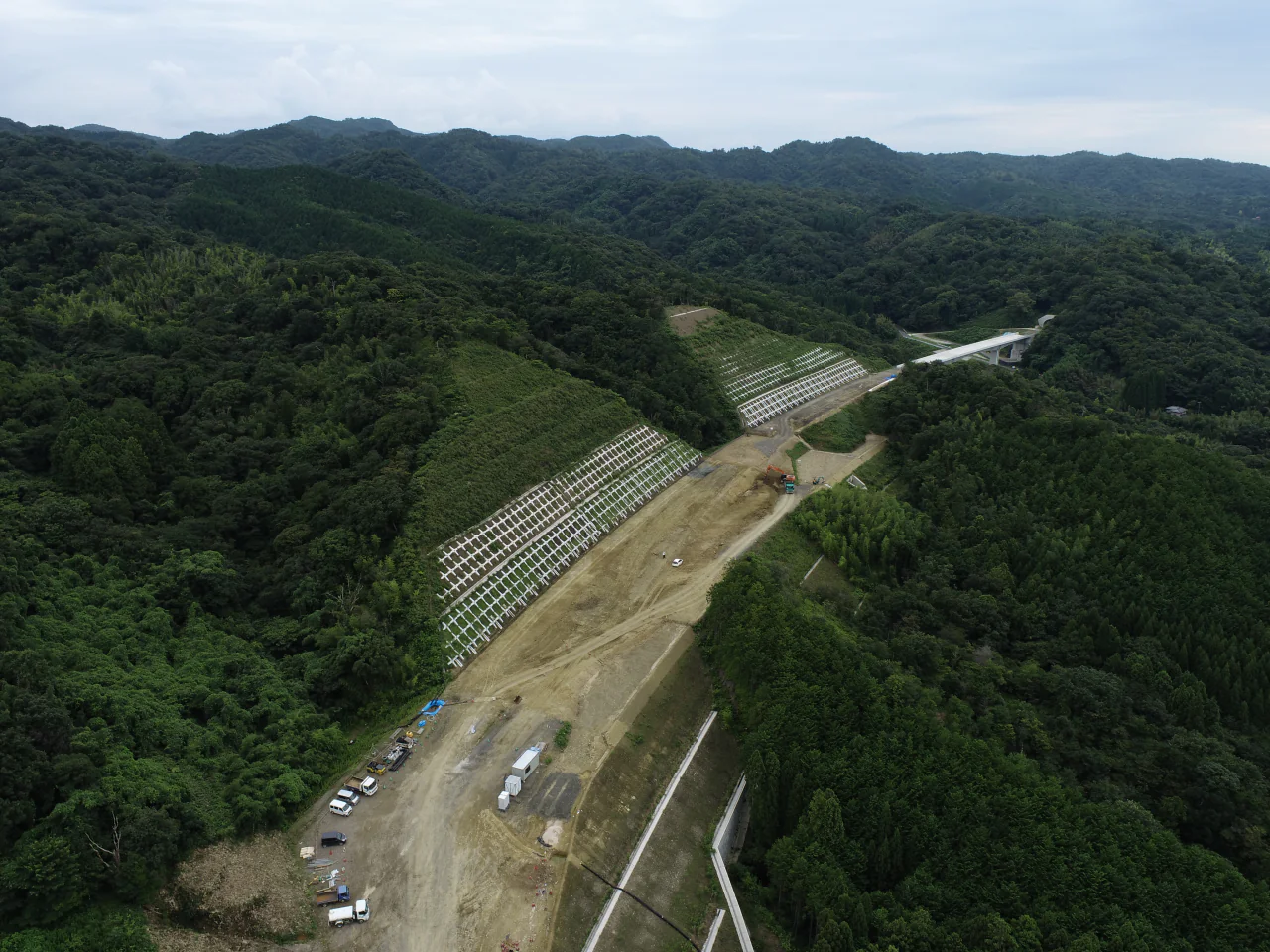 令和3年度湖陵多伎道路二部地区法面工事