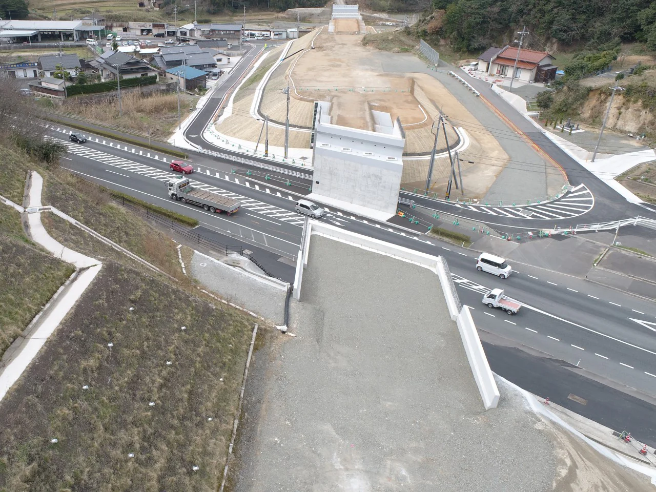 大田静間道路久手高架橋下部工事