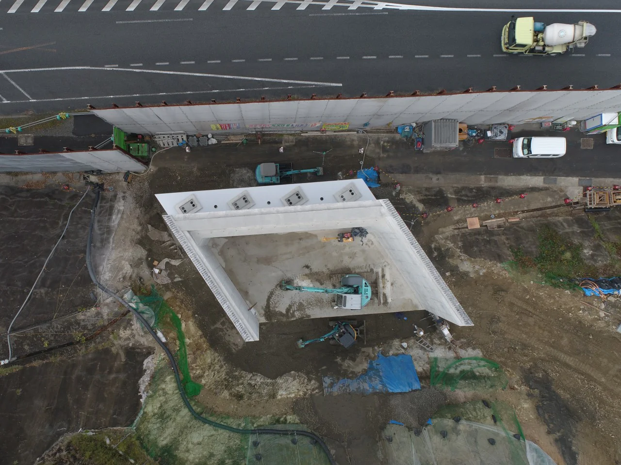 大田静間道路久手高架橋下部工事