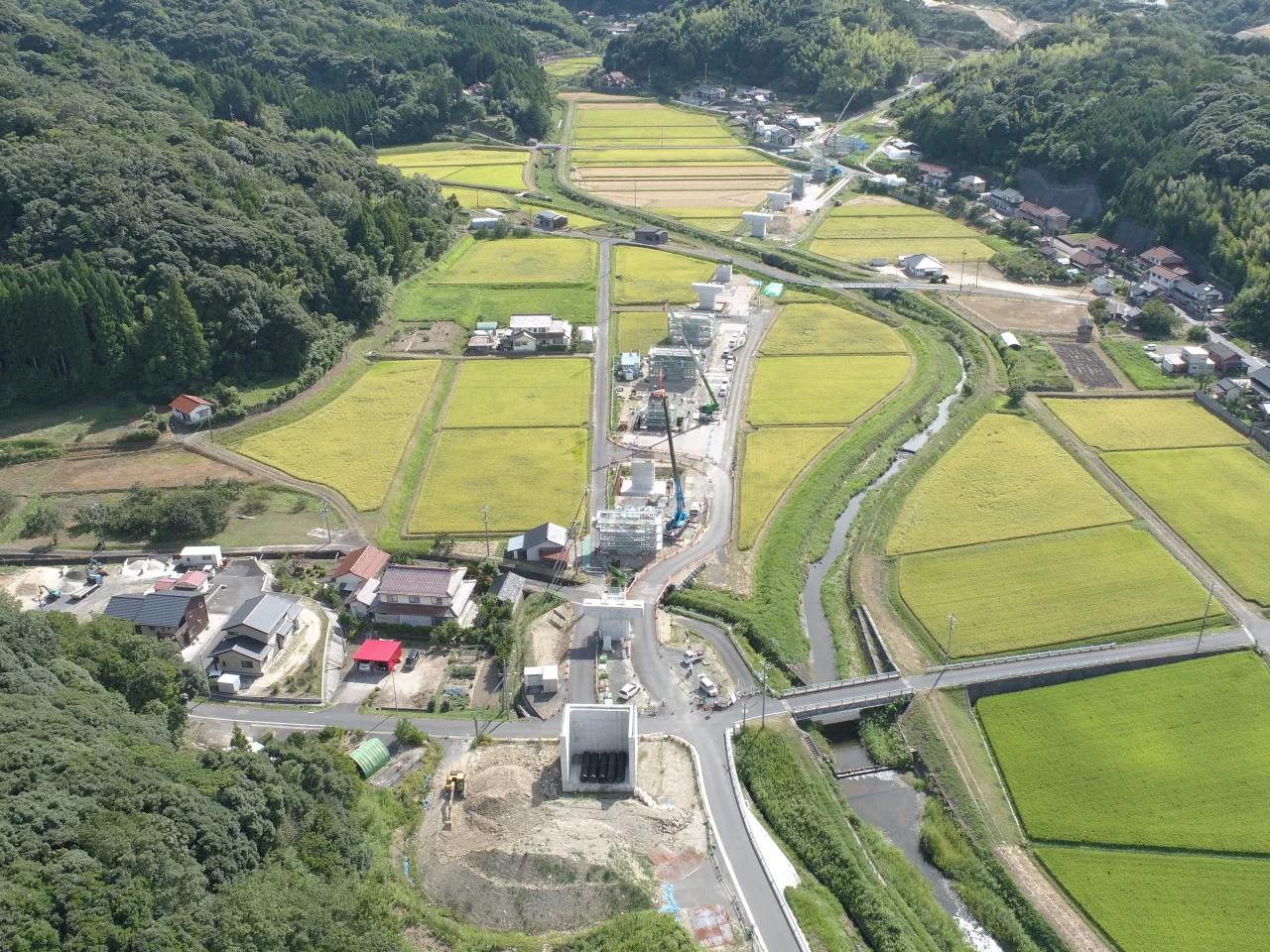 出雲湖陵道路常楽寺第２高架橋下部第４工事