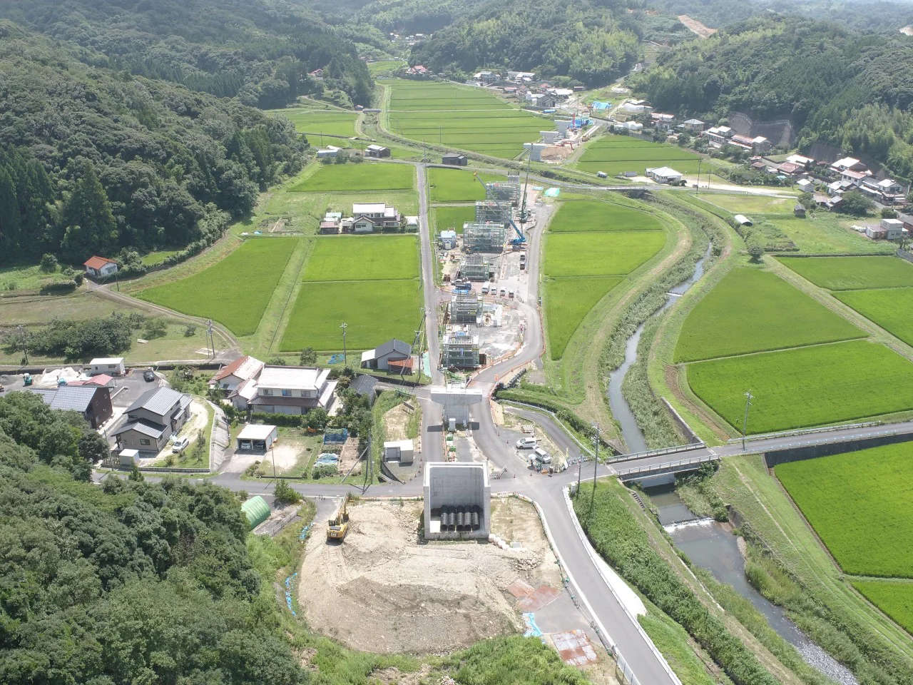 出雲湖陵道路常楽寺第２高架橋下部第４工事