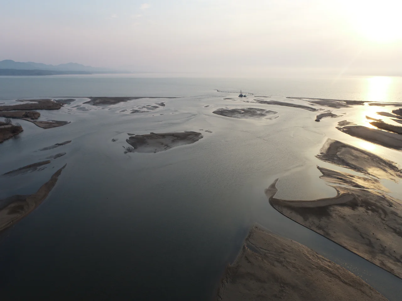 令和3年度斐伊川河口浚渫工事