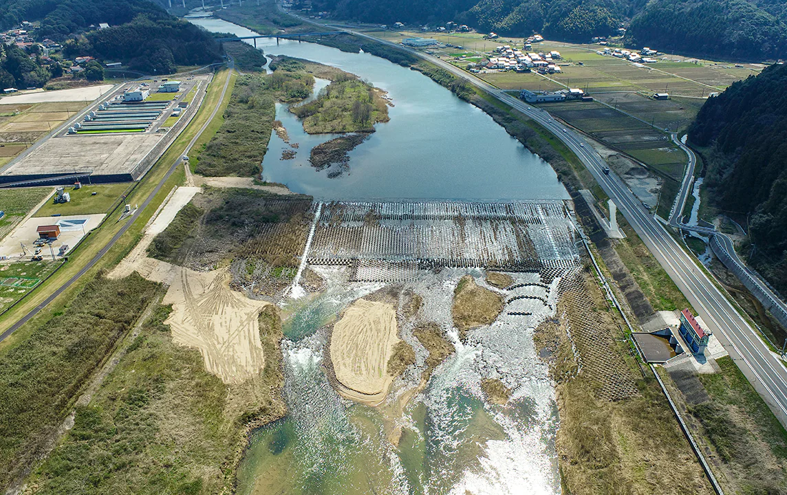 斐伊川掘削外工事