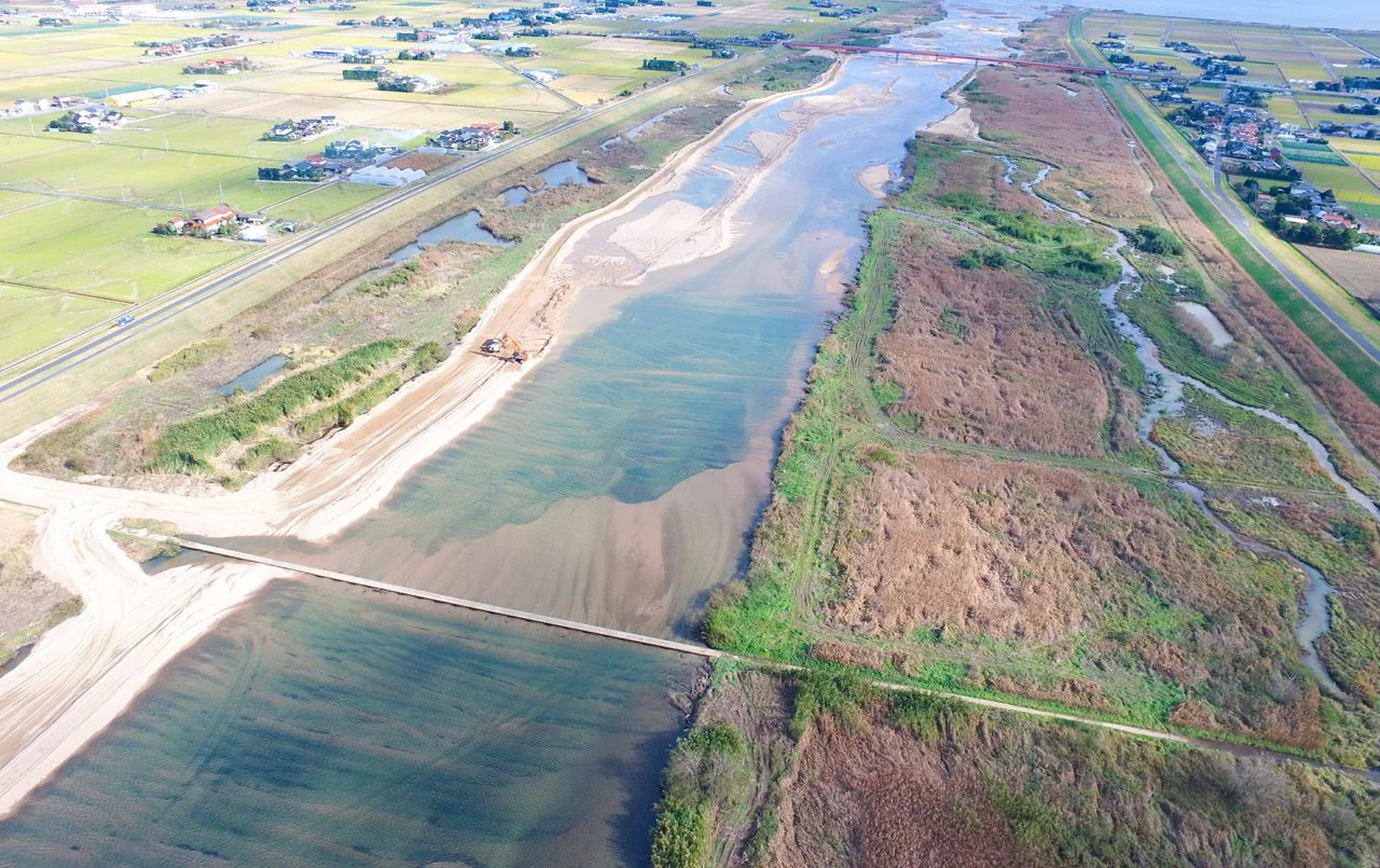 斐伊川掘削外工事