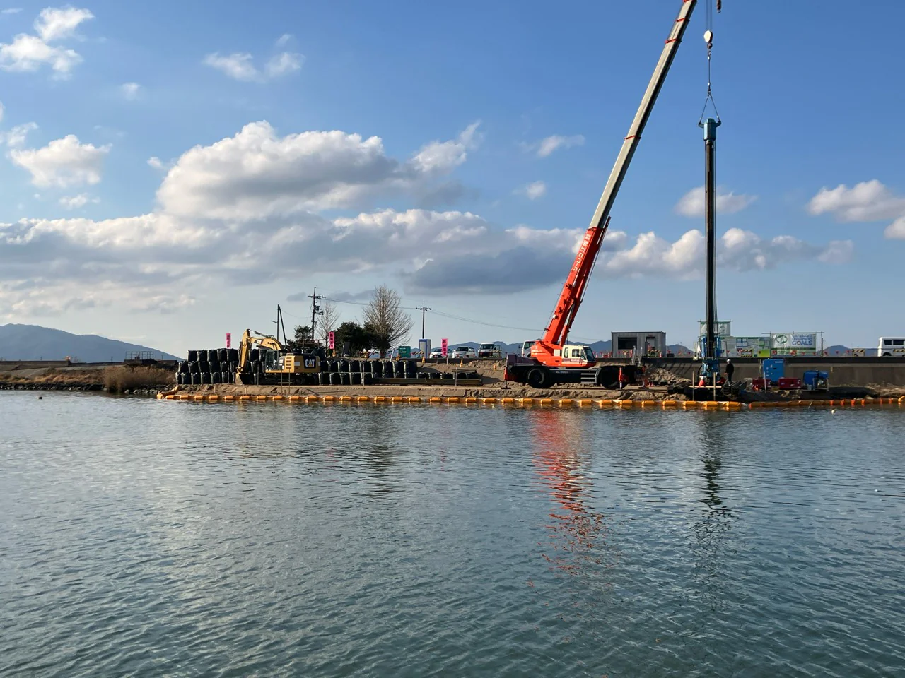 出雲空港周辺対策事業 新建川・宍道湖覆砂工事（第1期）