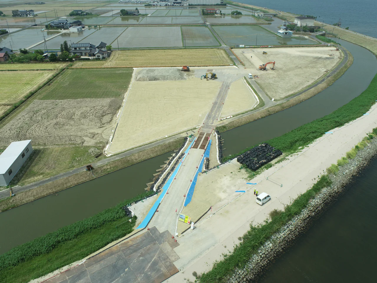 令和5年度 水利施設等保全高度化事業湖岸北地区 排水機場造成工事（その1）