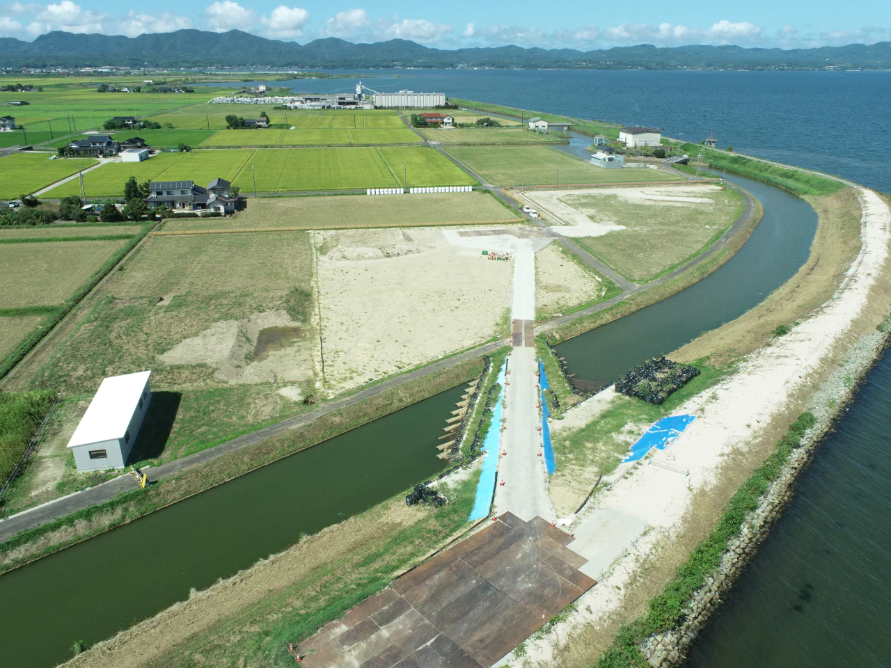 令和5年度 水利施設等保全高度化事業湖岸北地区 排水機場造成工事（その1）