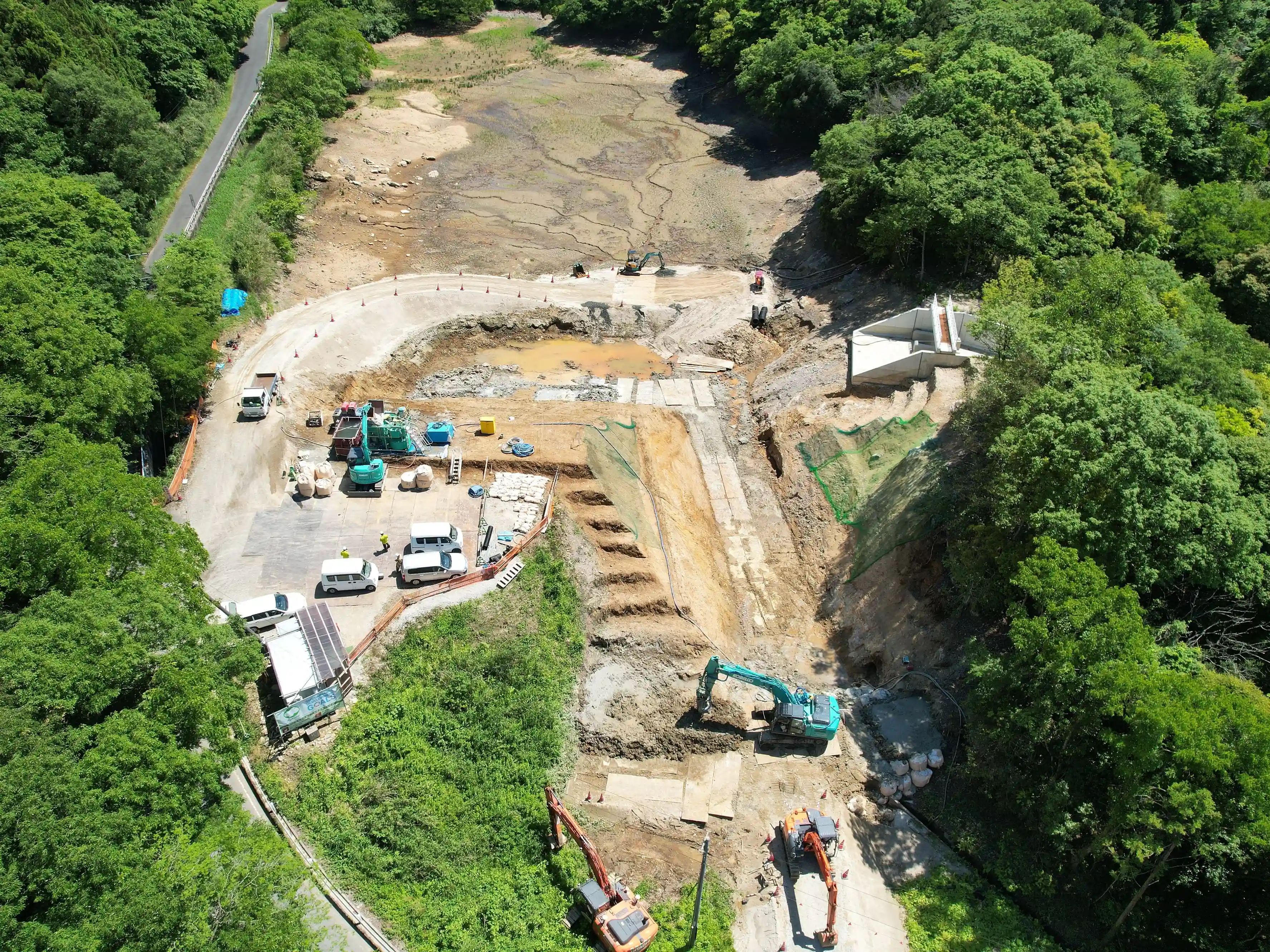 令和６年度 農村地域防災減災事業（ため池整備） 鳴滝地区 ため池改修（その２）工事