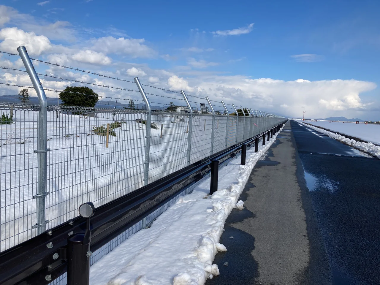 出雲空港老朽化対策事業場周柵改良工事（第2期）