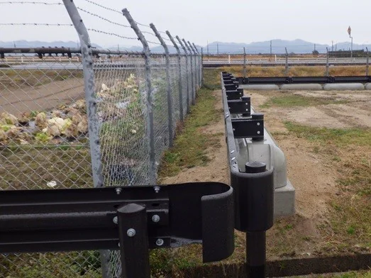 出雲空港車両進入防止施設設置工事第１期