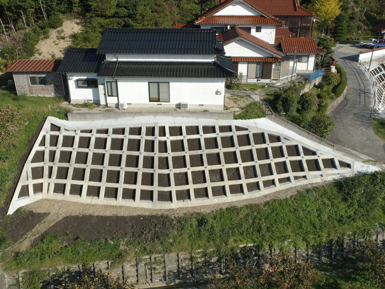 令和元年度地すべり防止事業（多久５ブロック）山腹工事