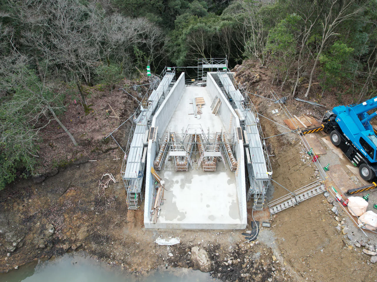 令和５年度 農村地域防災減災事業（ため池整備）鳴滝地区 ため池改修（その１）工事