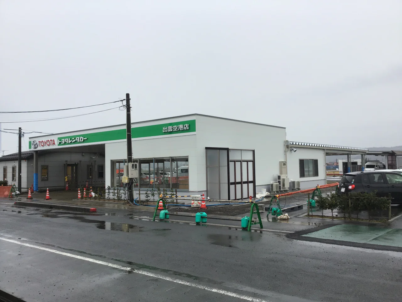 ㈱トヨタレンタリース島根 出雲空港店増築工事