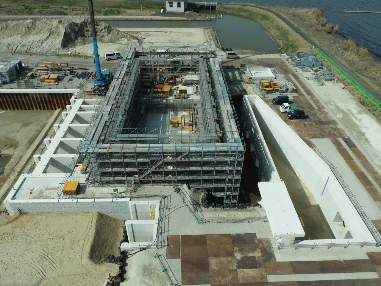 宍道湖西岸農地整備事業　論田川排水機場建屋建築工事