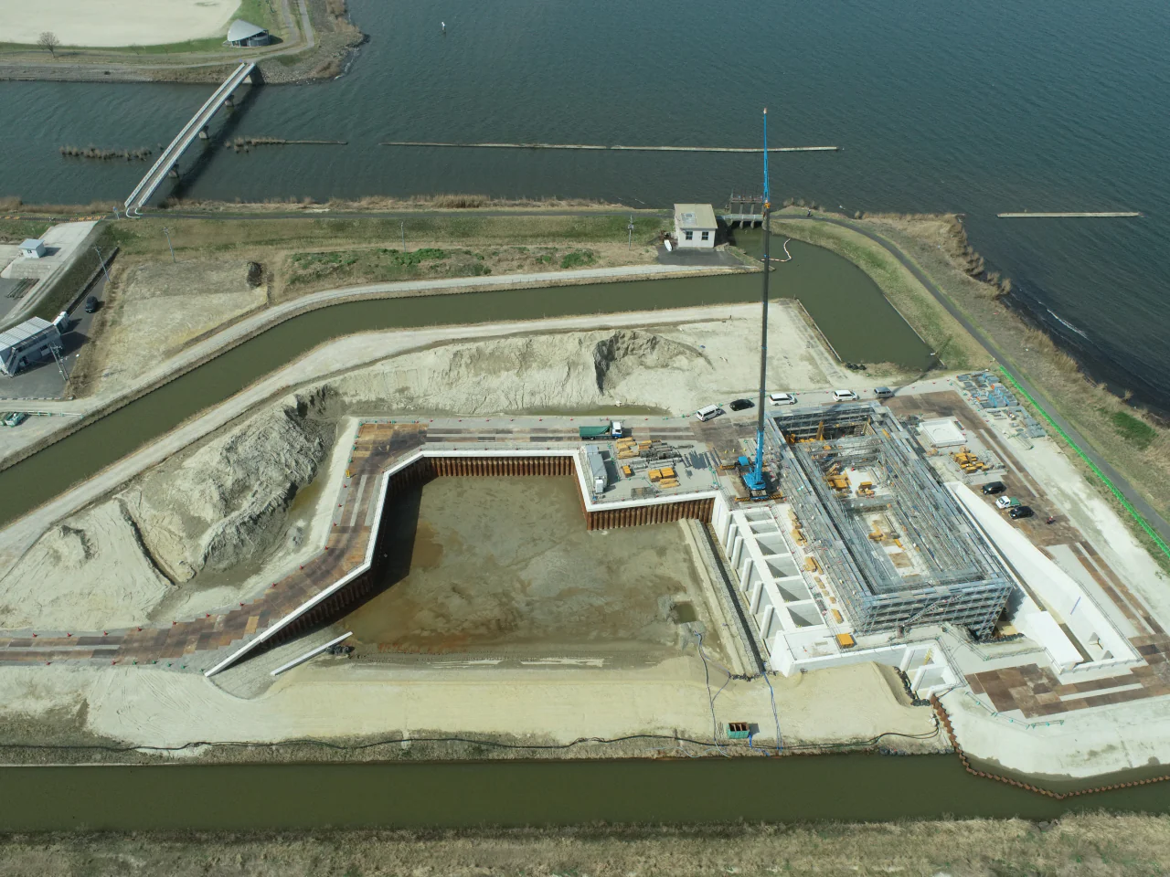 宍道湖西岸農地整備事業　論田川排水機場建屋建築工事