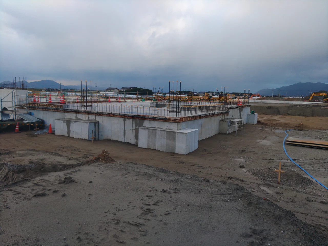 宍道湖西岸農地整備事業　論田川排水機場建屋建築工事