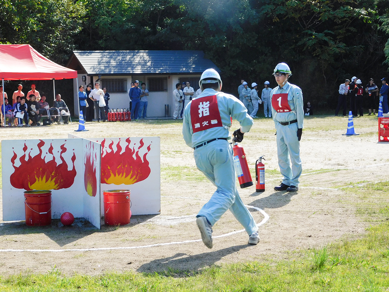 「第26回消火競技大会」に参加しました。