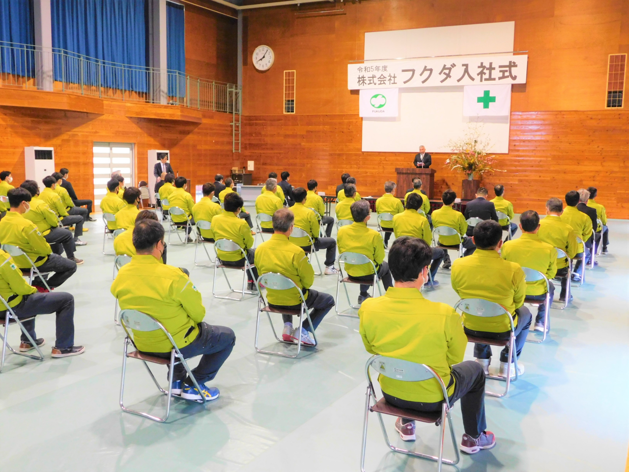 令和5年度入社式を執り行いました。