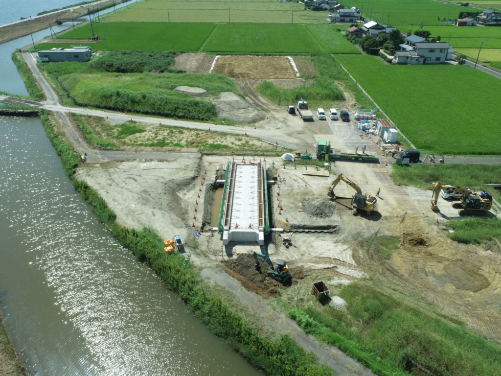 令和6年度 水利施設等保全高度化事業湖岸北地区 橋梁工事