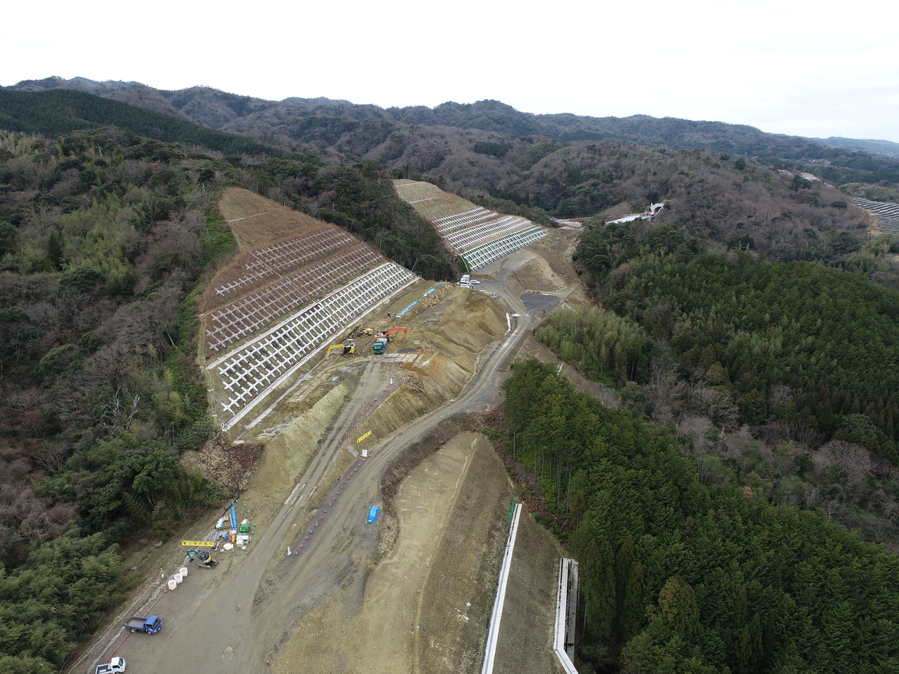令和3年度湖陵多伎道路二部地区法面工事