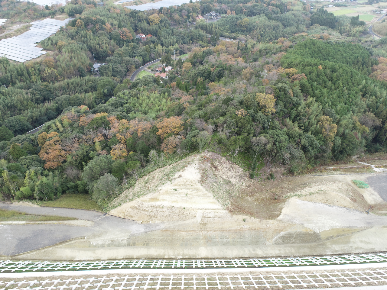 令和3年度湖陵多伎道路二部地区法面工事