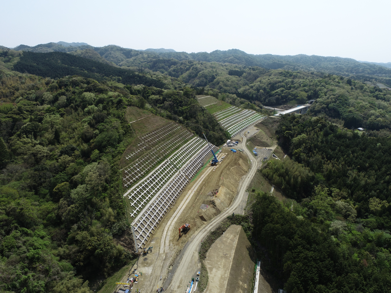 令和3年度湖陵多伎道路二部地区法面工事