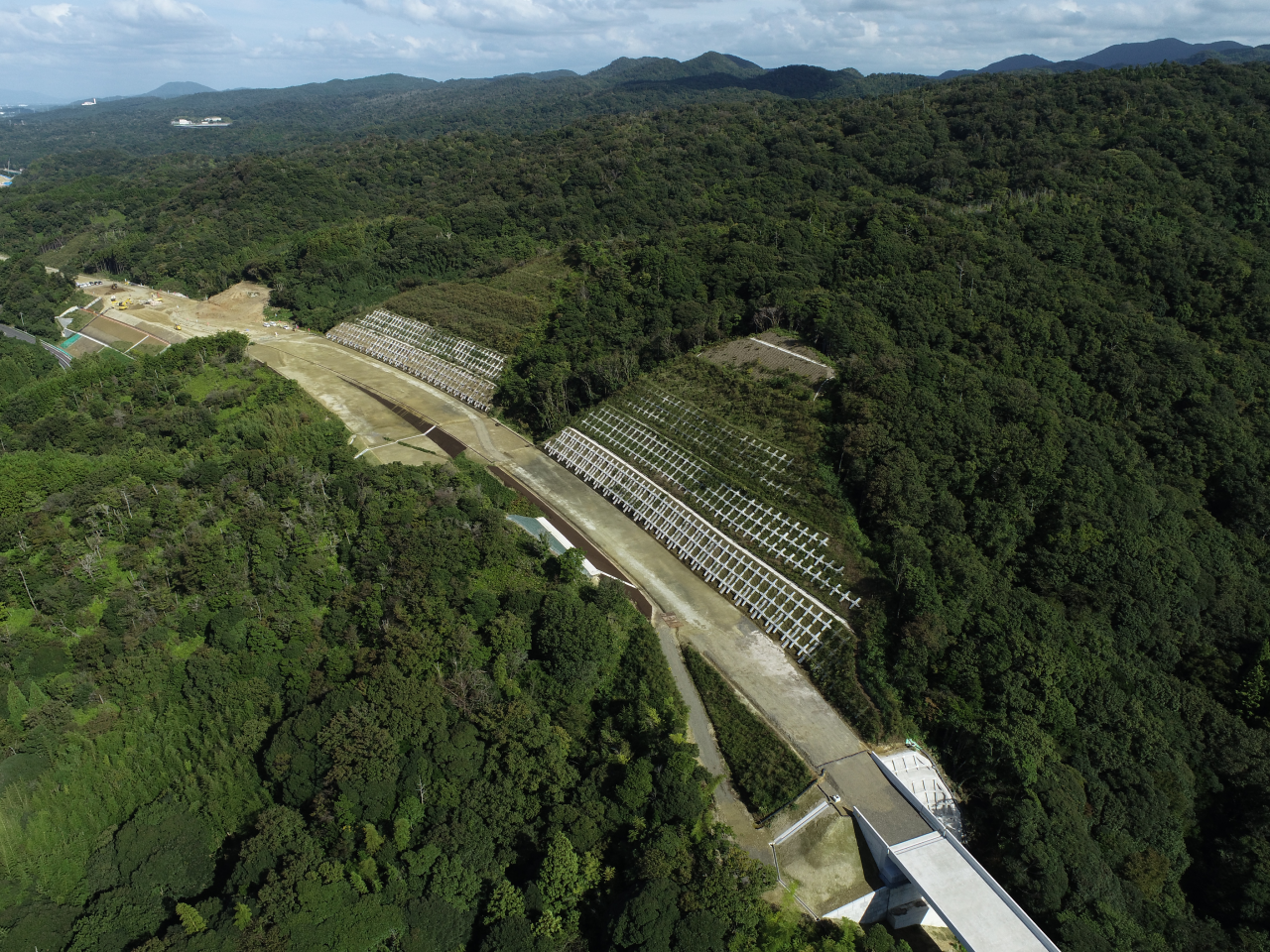 令和3年度湖陵多伎道路二部地区法面工事