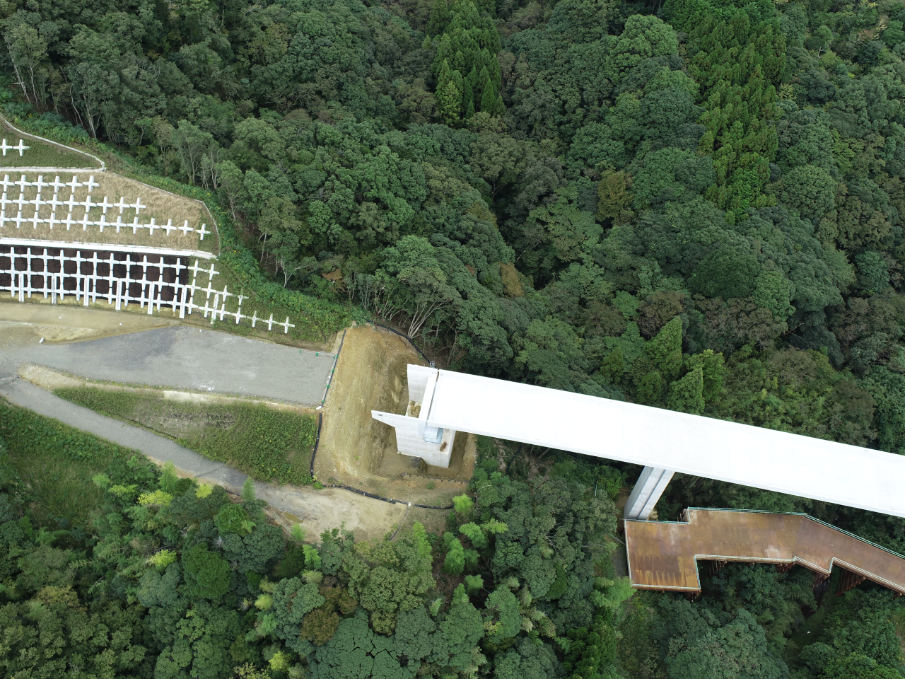 令和3年度湖陵多伎道路二部地区法面工事