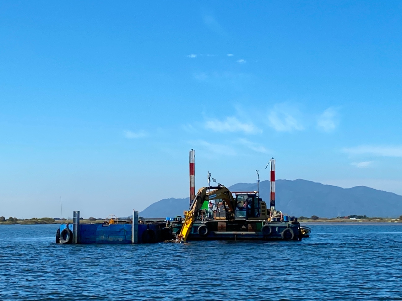 令和２年度斐伊川河口浚渫工事