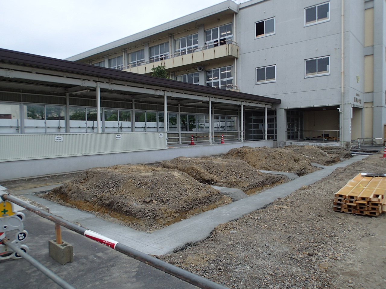 西野小学校校舎増築建築工事