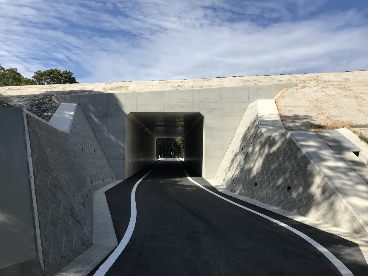 静間仁摩道路宅野地区改良第４工事