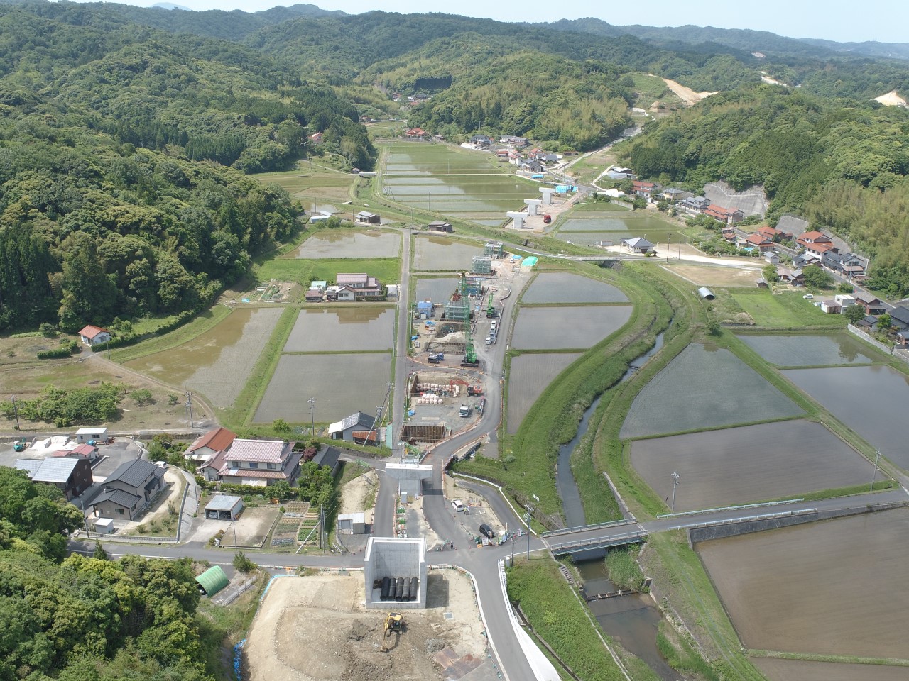 出雲湖陵道路常楽寺第２高架橋下部第４工事