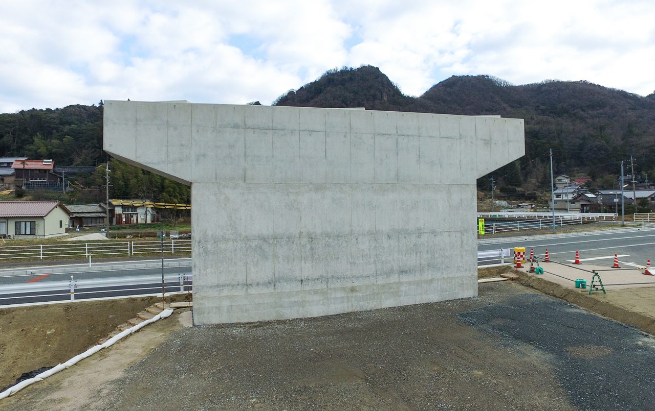 静間仁摩道路大国高架橋下部工事
