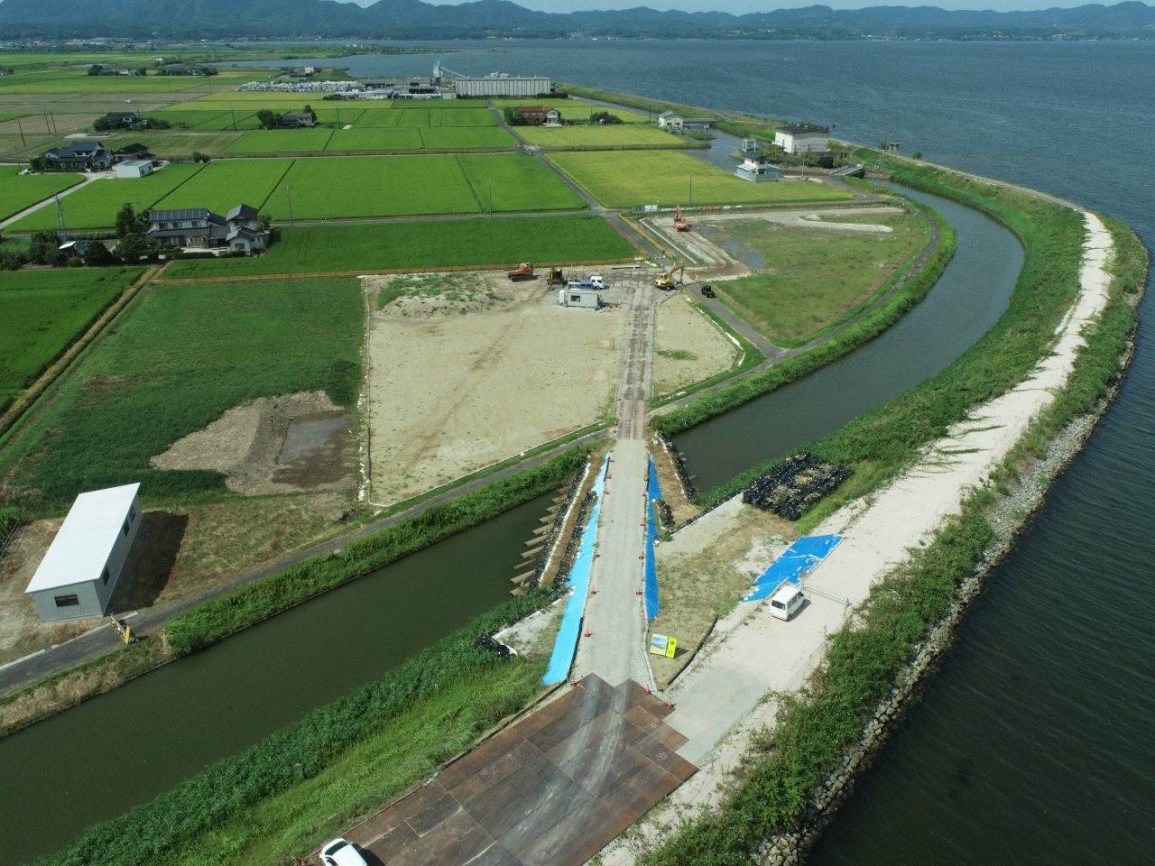 令和5年度 水利施設等保全高度化事業湖岸北地区 排水機場造成工事（その1）
