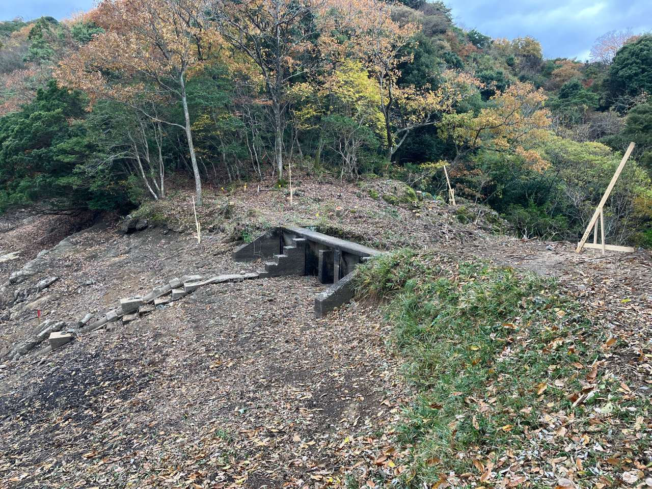 令和５年度　農村地域防災減災事業（ため池整備）鳴滝地区　ため池改修（その１）工事
