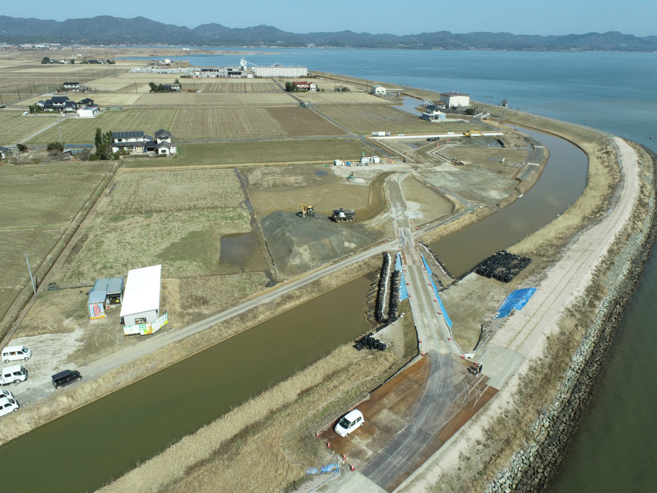 令和6年度 水利施設等保全高度化事業湖岸北地区 排水機場造成工事（その２）