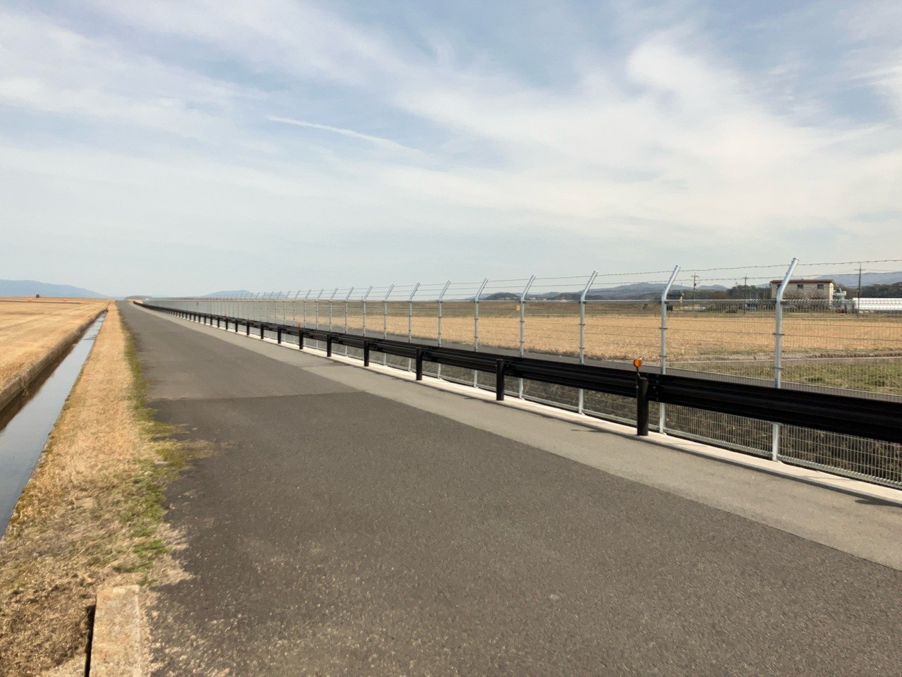 出雲空港　老朽化対策事業　場周柵改良工事（第４期）