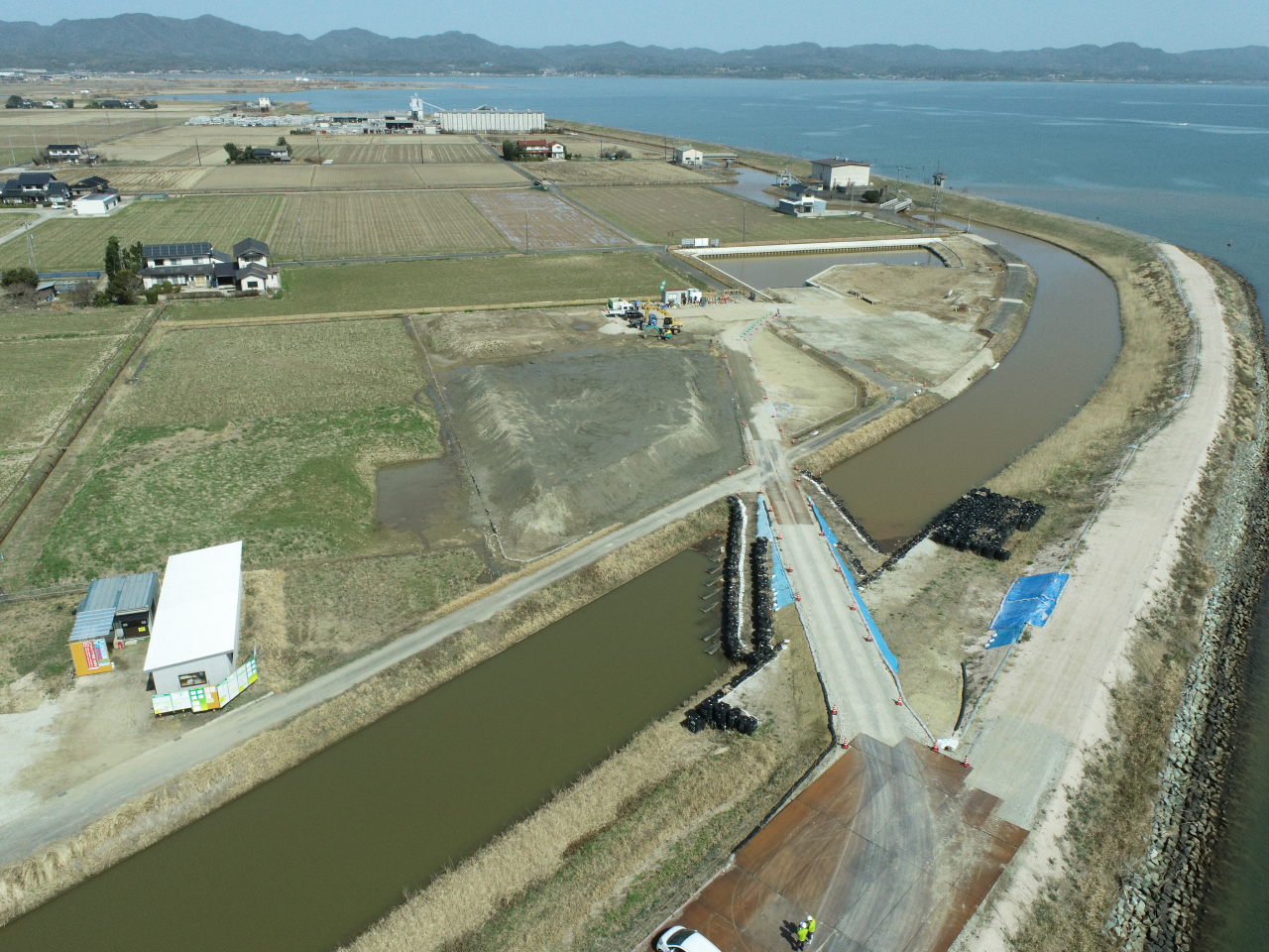 令和6年度 水利施設等保全高度化事業湖岸北地区 排水機場造成工事（その２）