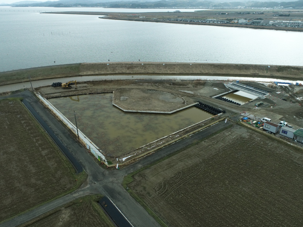 令和７年度水利施設等保全高度化事業 湖岸北地区 排水機場造成工事（その３）