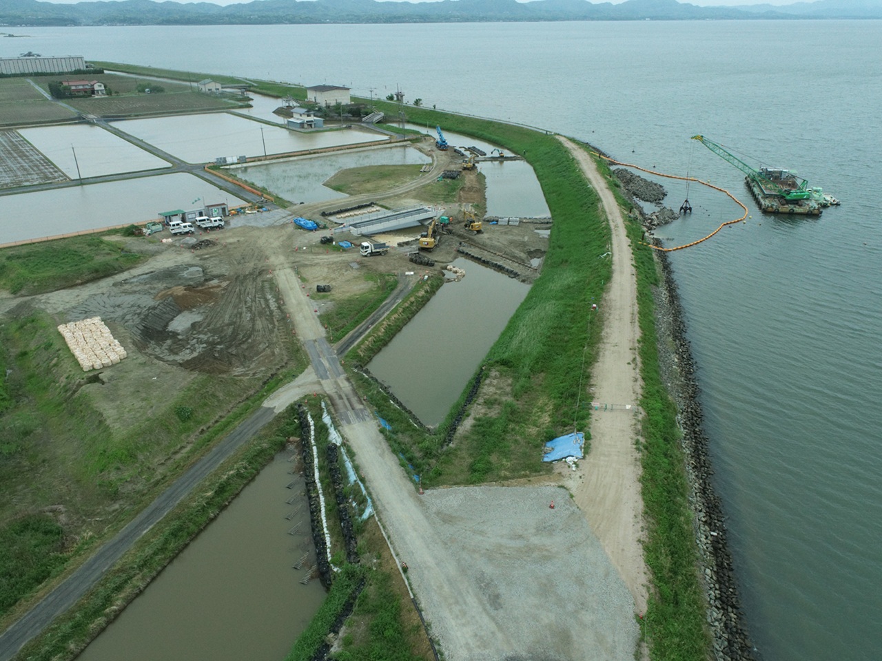 令和７年度水利施設等保全高度化事業 湖岸北地区 排水機場造成工事（その３）
