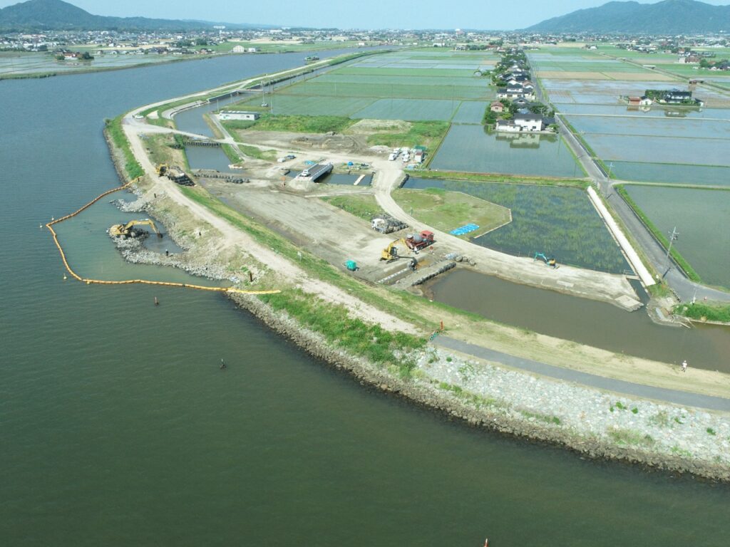 令和７年度水利施設等保全高度化事業 湖岸北地区 排水機場造成工事（その３）