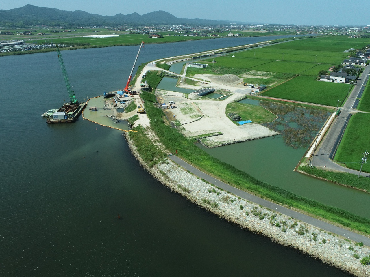 令和７年度水利施設等保全高度化事業 湖岸北地区 排水機場造成工事（その３）