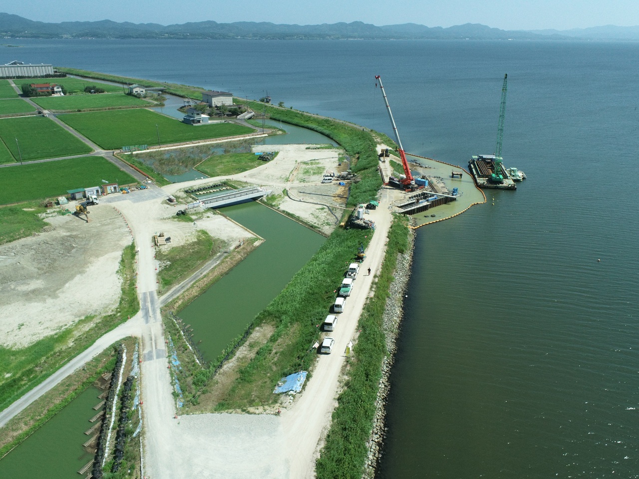 令和７年度水利施設等保全高度化事業 湖岸北地区 排水機場造成工事（その３）